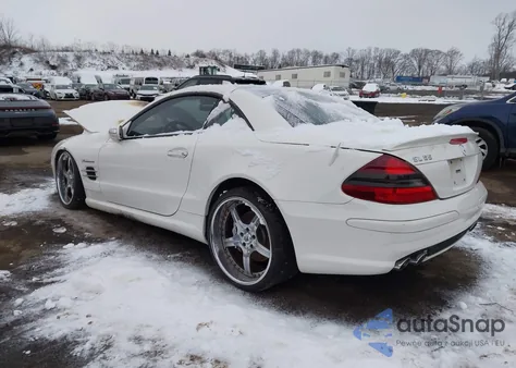 2004 Mercedes-Benz Sl 55 Amg z USA, uszkodzony, nr VIN WDBSK74F64F069237